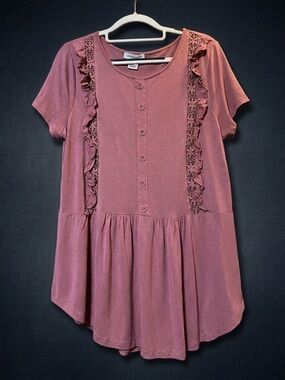Women’s Mauve Lace-Trim Button Front Tunic Top